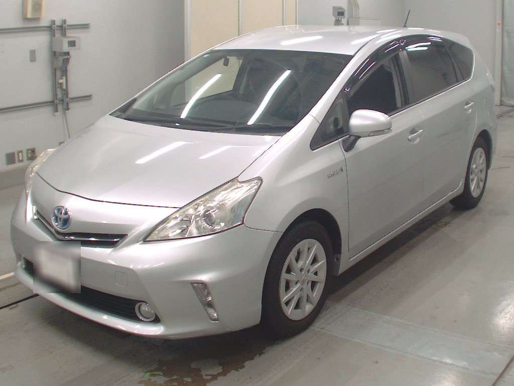 2012 Toyota Prius alpha ZVW41W[0]