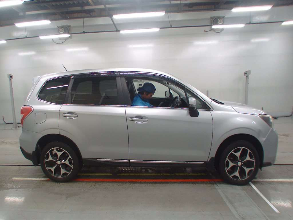 2013 Subaru Forester SJG[2]