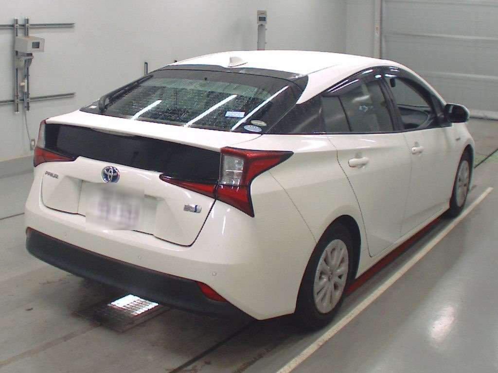 2019 Toyota Prius ZVW51[1]