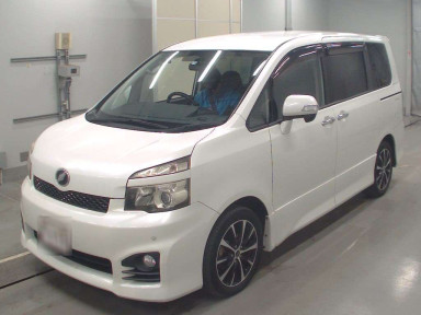 2010 Toyota Voxy