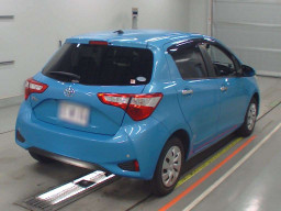 2017 Toyota Vitz