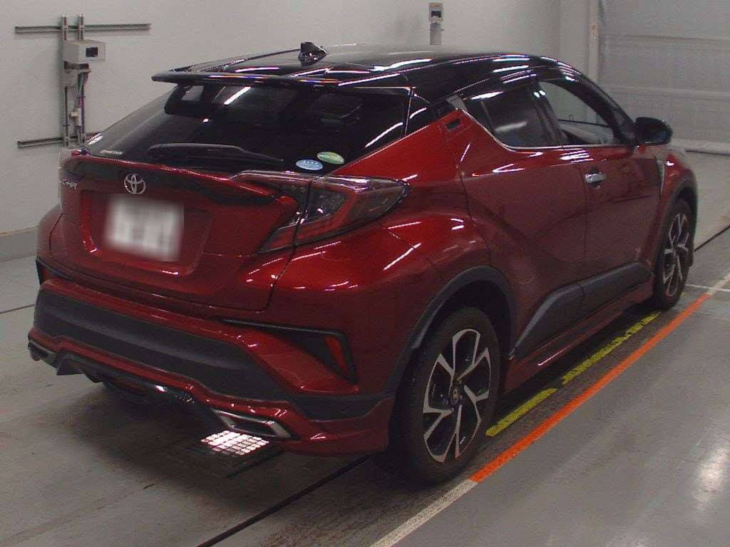 2018 Toyota C-HR NGX50[1]