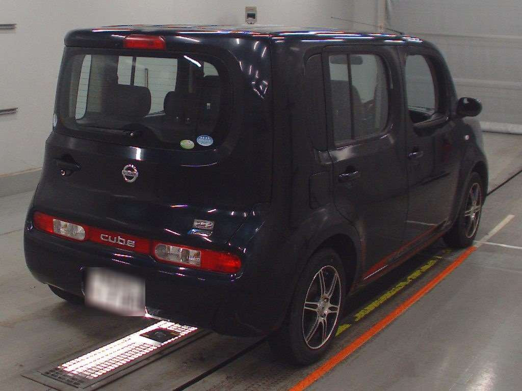 2010 Nissan Cube Z12[1]