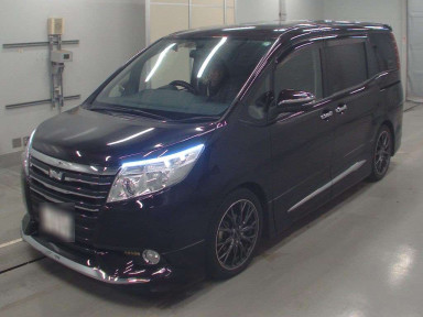 2015 Toyota Noah