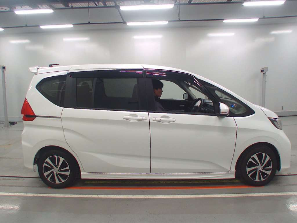 2017 Honda Freed GB5[2]