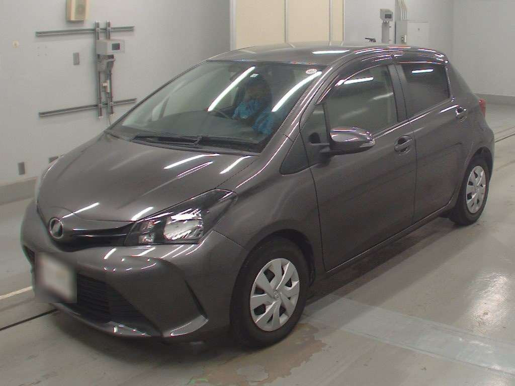 2016 Toyota Vitz NSP130[0]