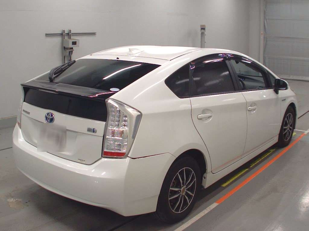 2011 Toyota Prius ZVW30[1]