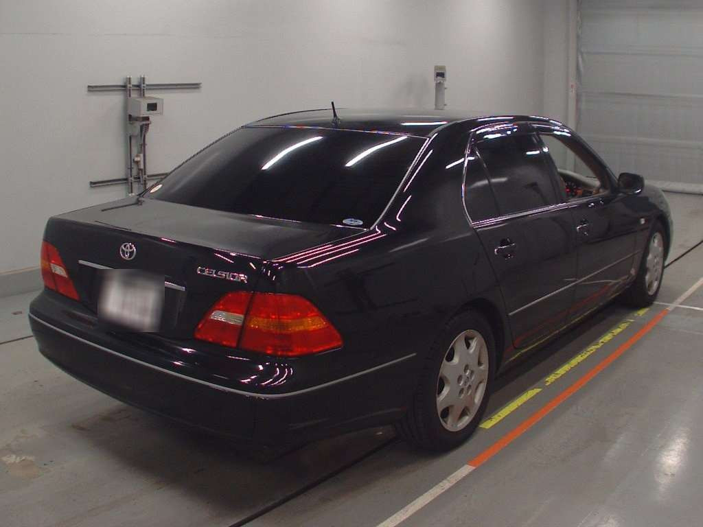 2002 Toyota Celsior UCF30[1]