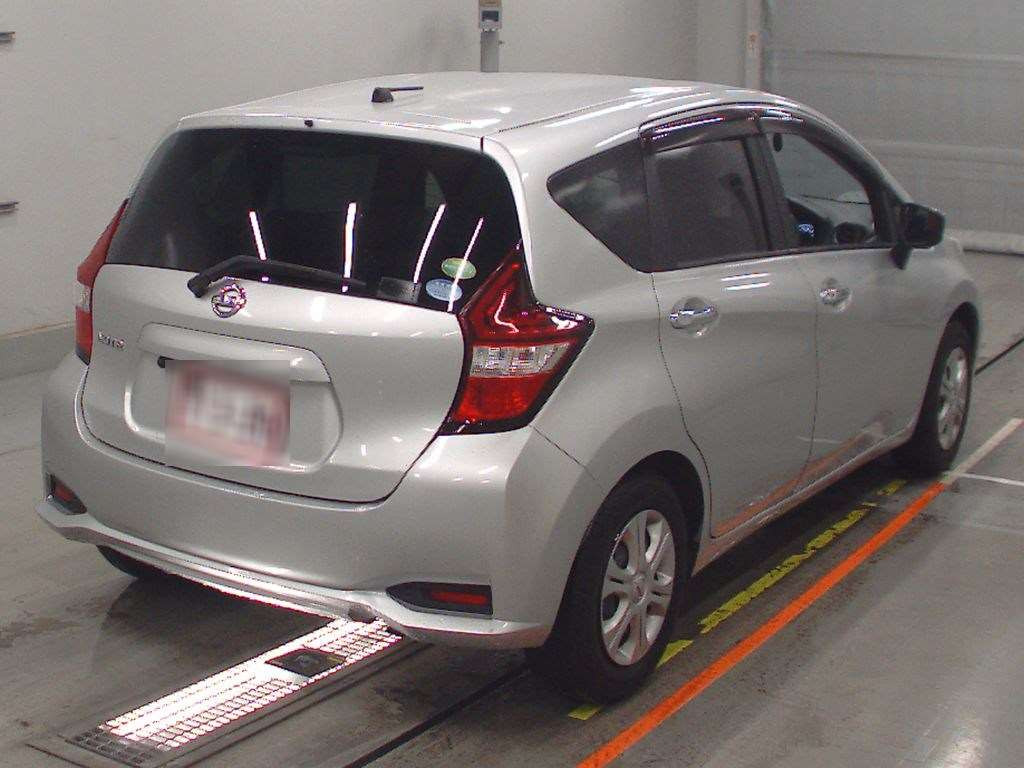 2017 Nissan Note E12[1]