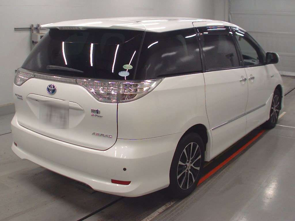 2013 Toyota Estima Hybrid AHR20W[1]