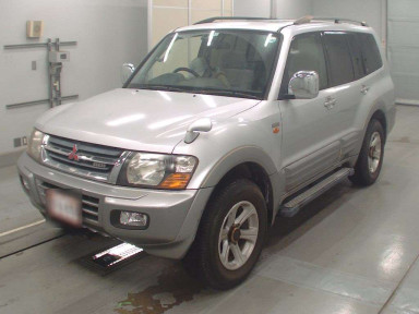 2000 Mitsubishi Pajero