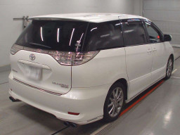 2006 Toyota Estima