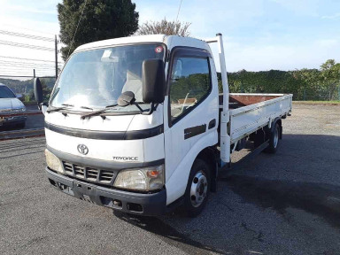 2004 Toyota Toyoace Truck