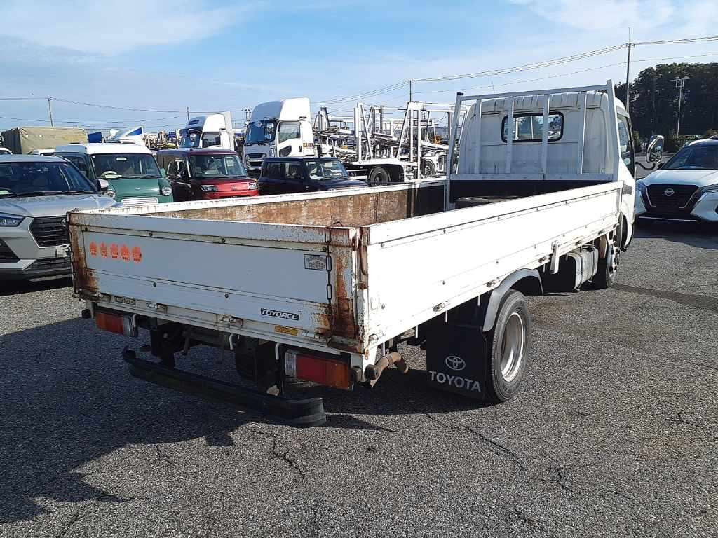 2004 Toyota Toyoace Truck RZU340[1]