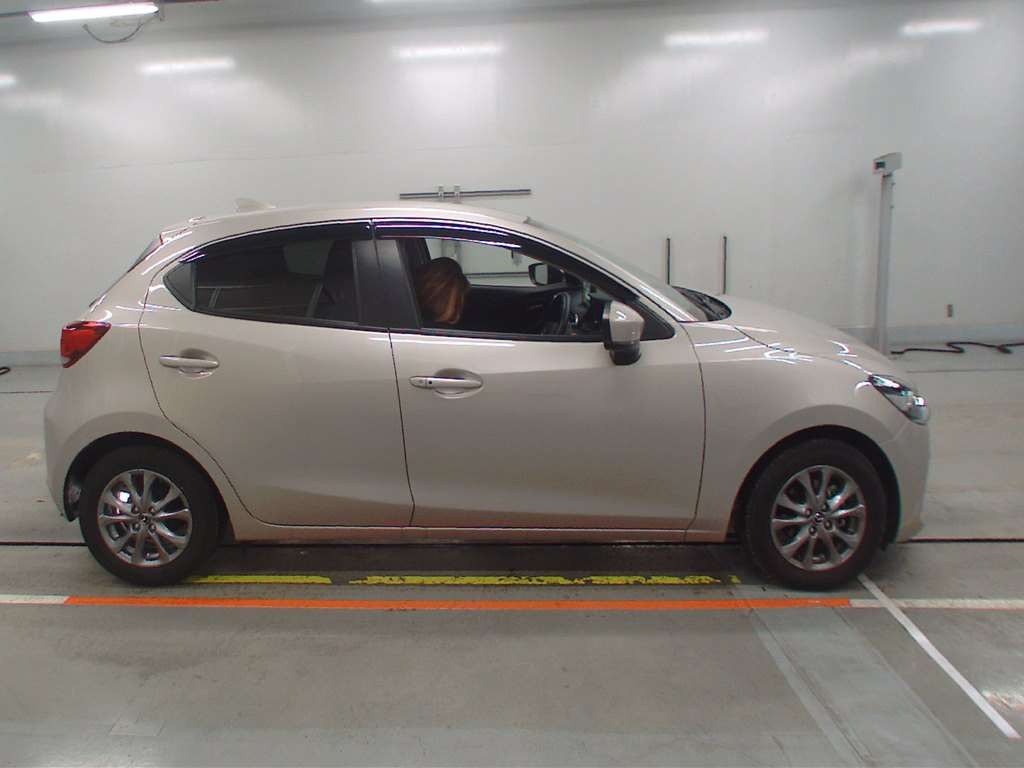 2023 Mazda Mazda2 DJLFS[2]