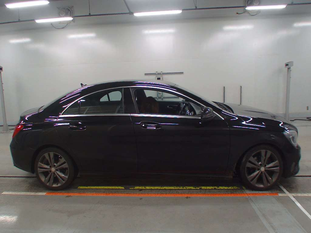 2013 Mercedes Benz CLA-Class 117342[2]