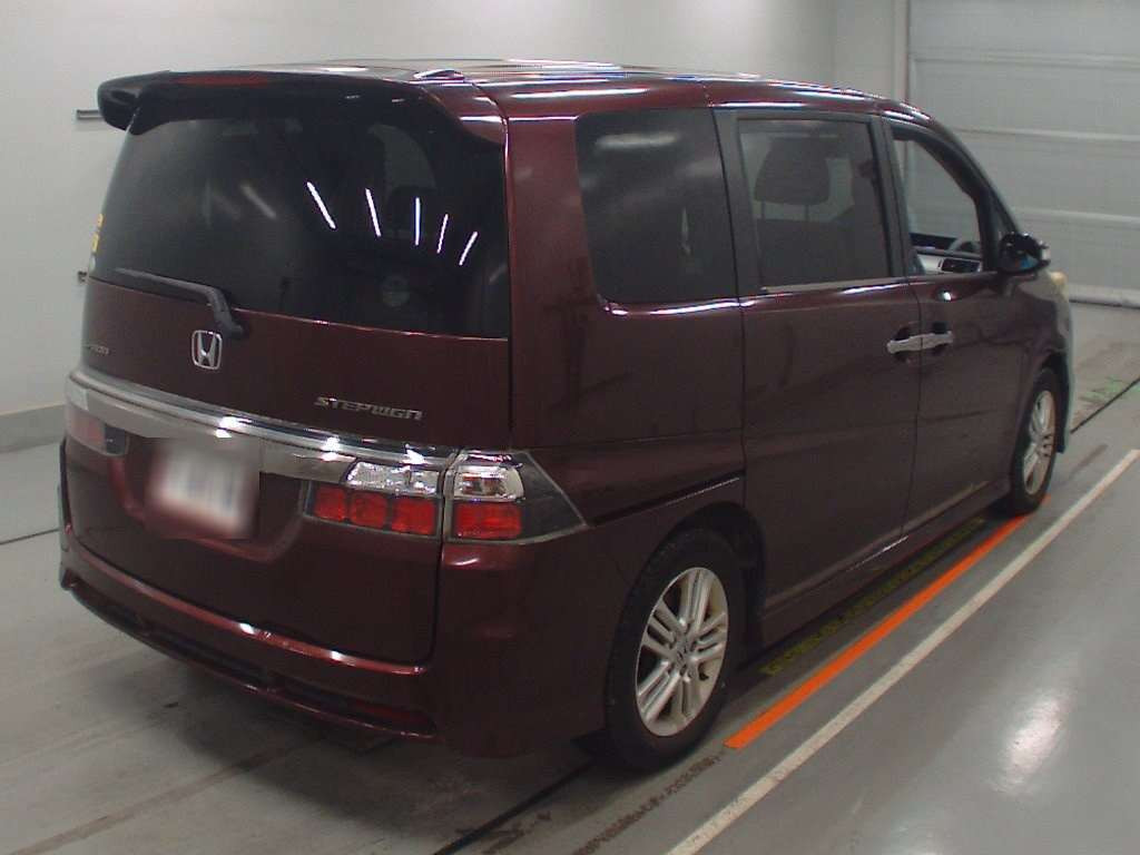 2007 Honda Step WGN RG1[1]