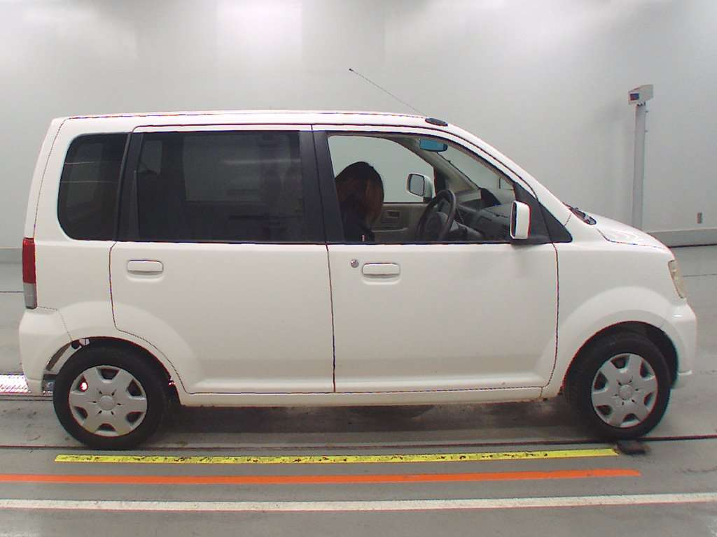 2004 Mitsubishi eK Wagon H81W[2]