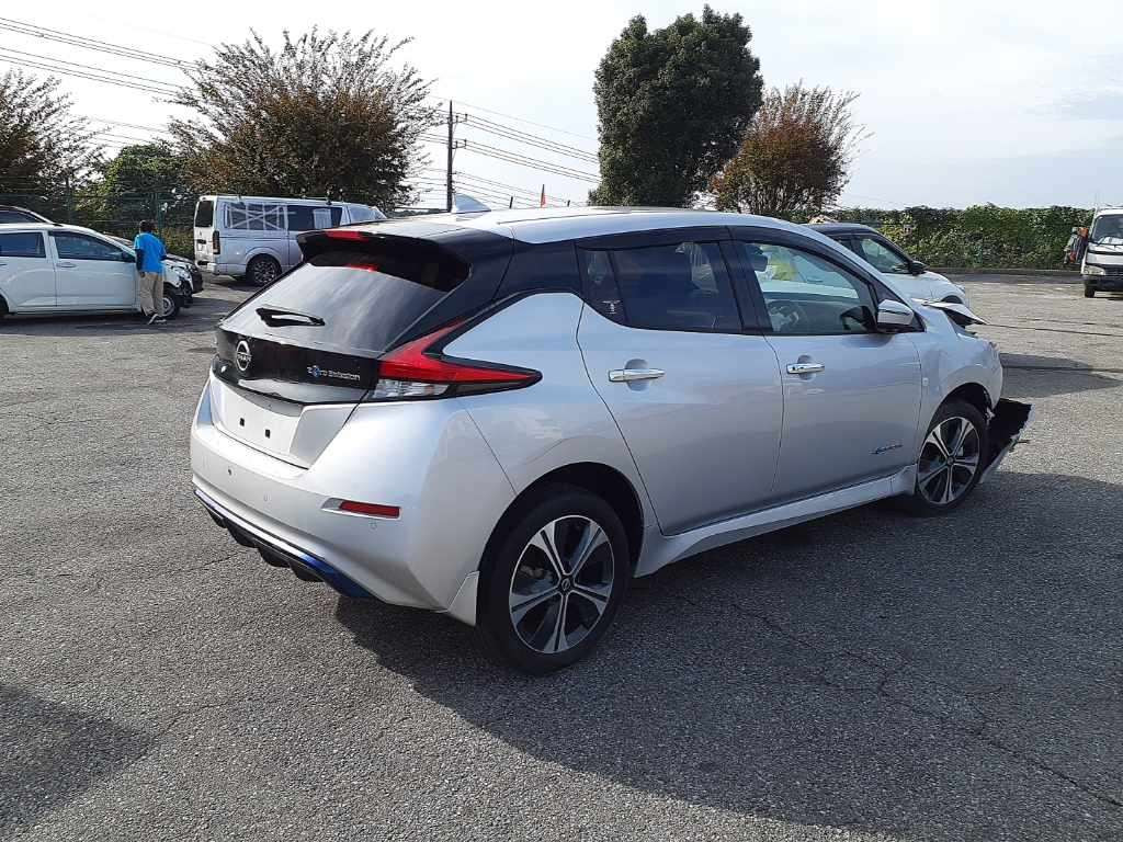 2022 Nissan Leaf ZE1[1]