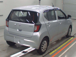 2021 Daihatsu Mira es