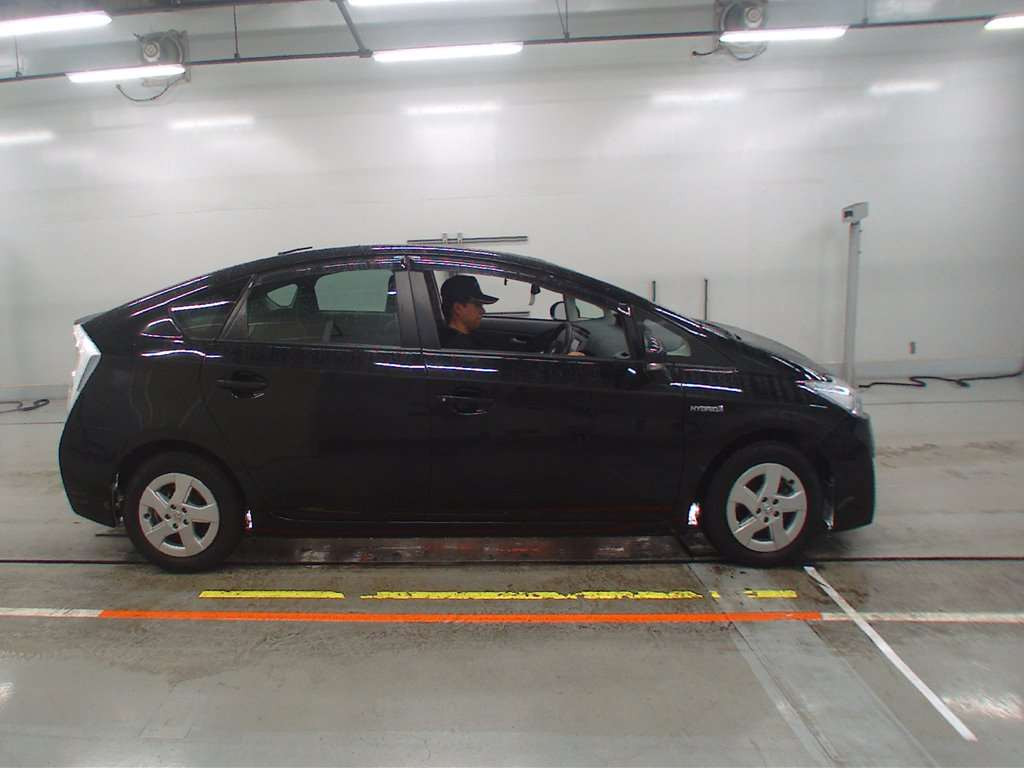 2009 Toyota Prius ZVW30[2]