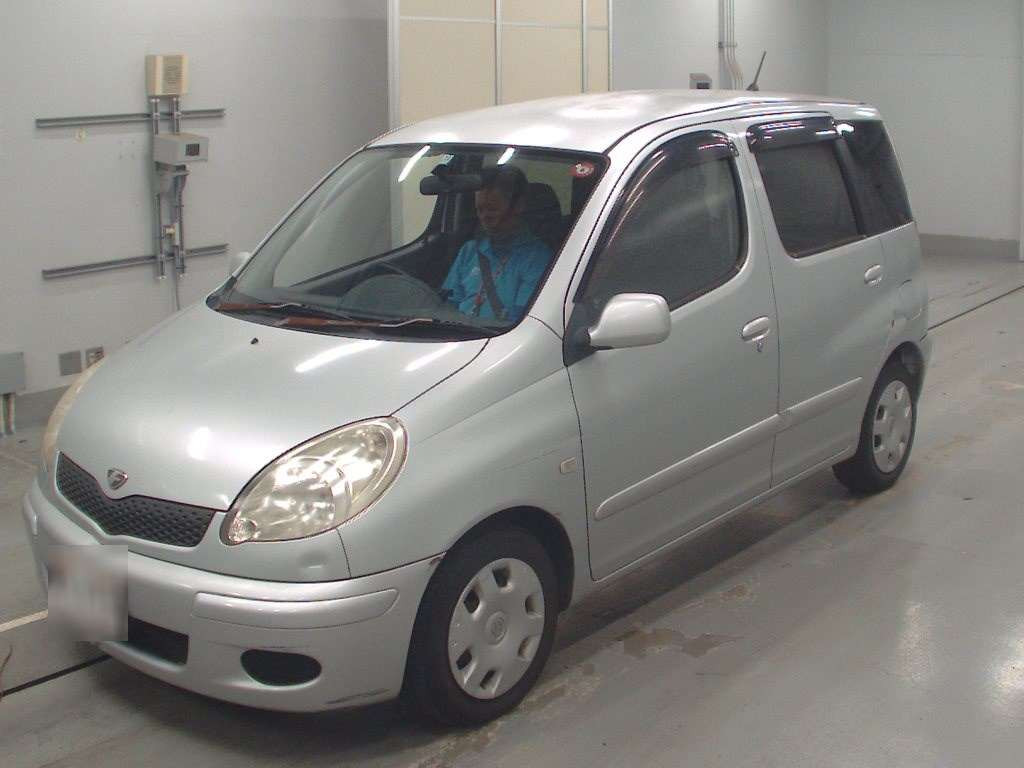 2005 Toyota Fun Cargo NCP20[0]