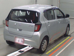 2021 Daihatsu Mira es