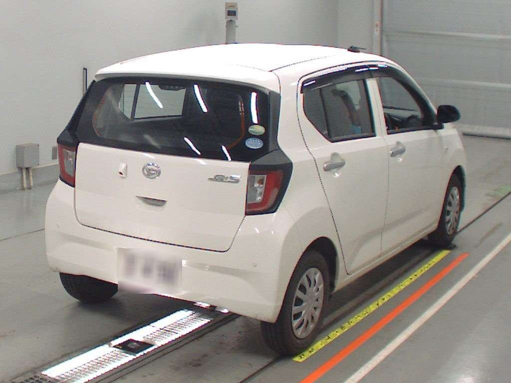 2020 Daihatsu Mira es LA350S[1]