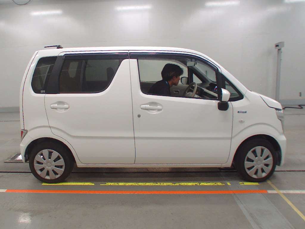 2019 Suzuki Wagon R MH55S[2]