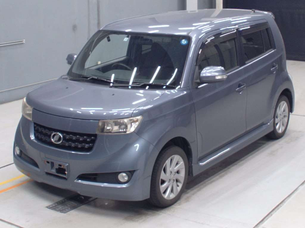 2011 Toyota bB QNC25[0]