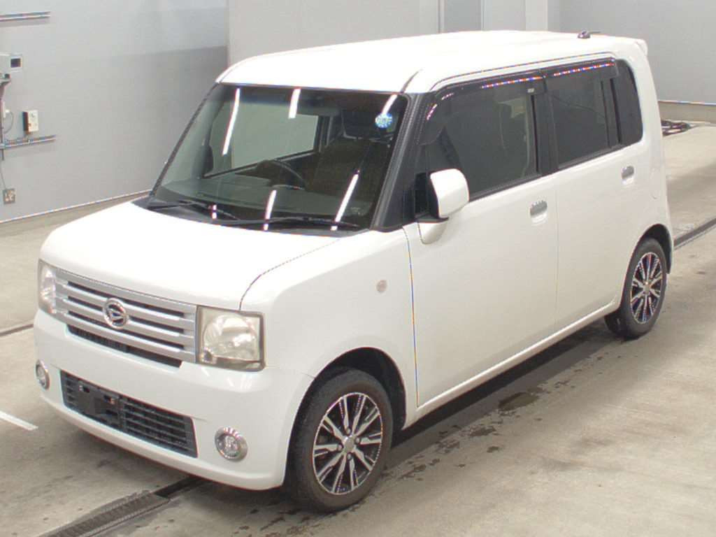 2015 Daihatsu Move Conte L585S[0]