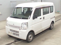 2016 Mitsubishi Minicab Van