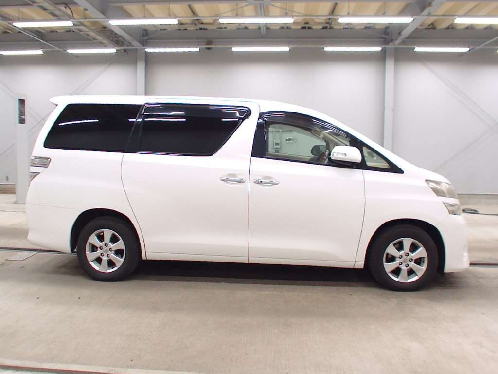 2012 Toyota Vellfire ANH25W[2]