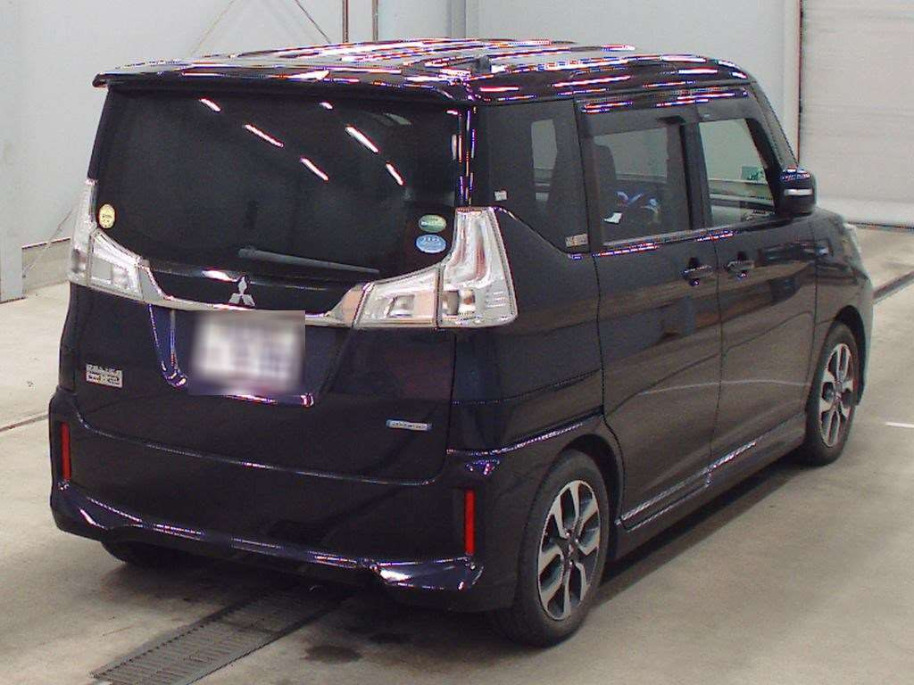 2016 Mitsubishi Delica D2 MB36S[1]