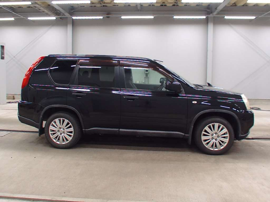 2009 Nissan X-Trail NT31[2]