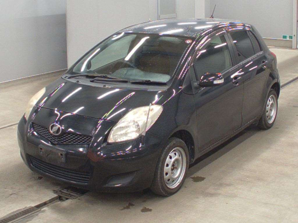 2008 Toyota Vitz SCP90[0]