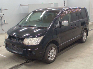 2008 Mitsubishi Delica D5