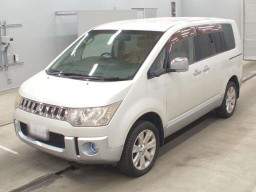 2008 Mitsubishi Delica D5