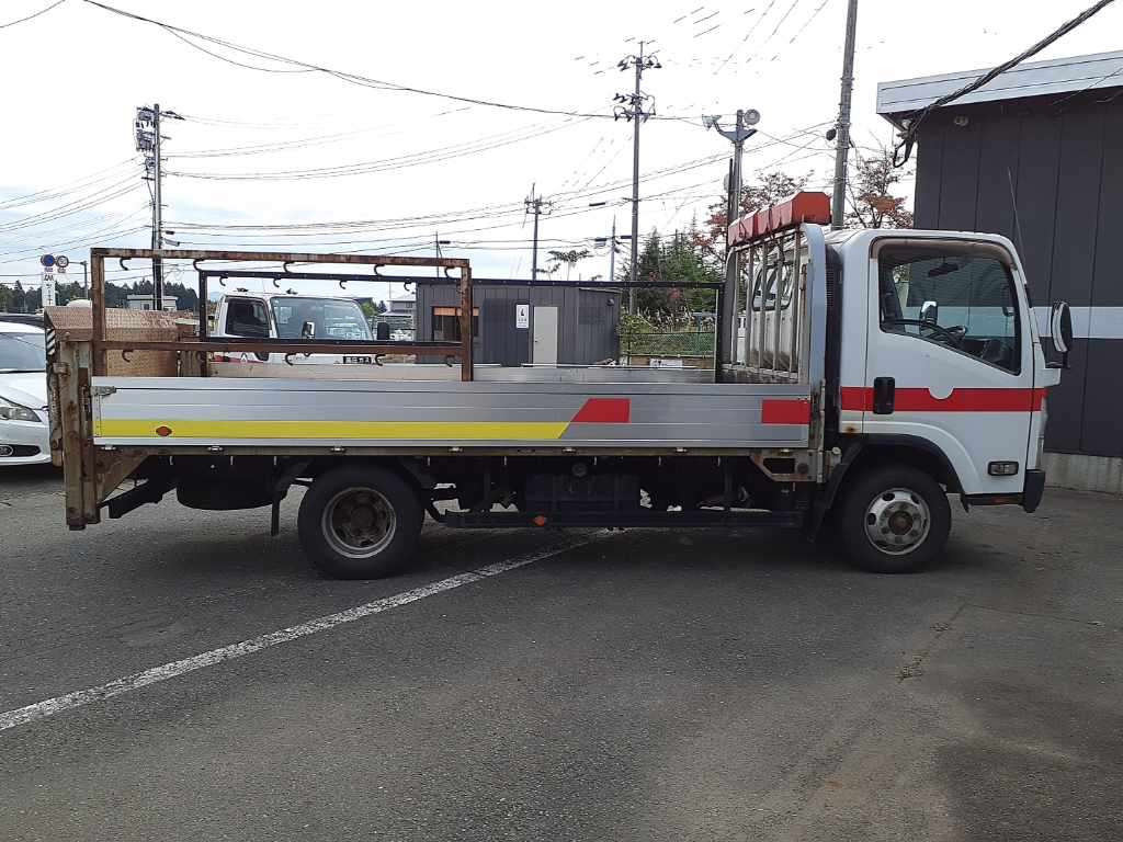 2014 Isuzu Elf Truck NPS85AR[2]