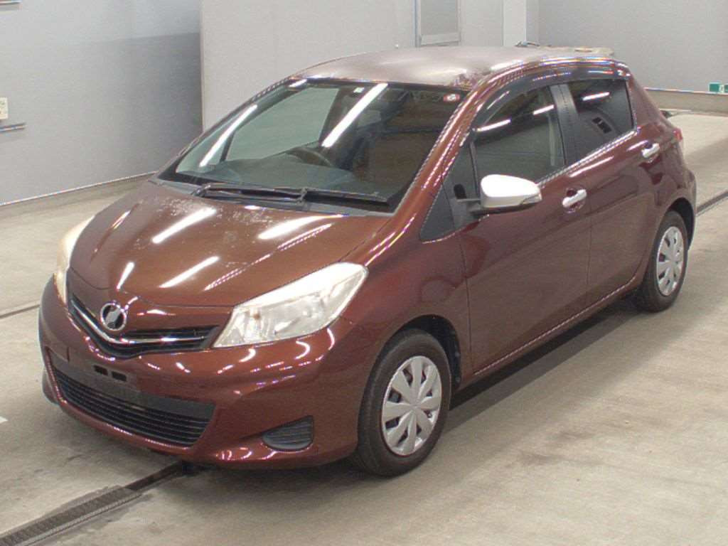 2011 Toyota Vitz NSP130[0]