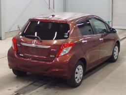 2011 Toyota Vitz