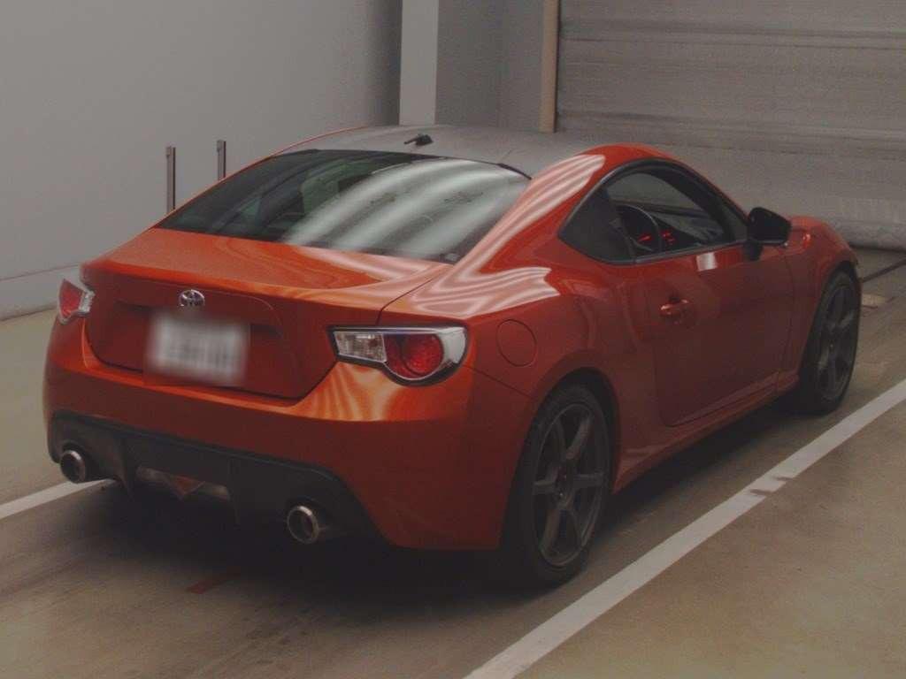 2012 Toyota 86 ZN6[1]