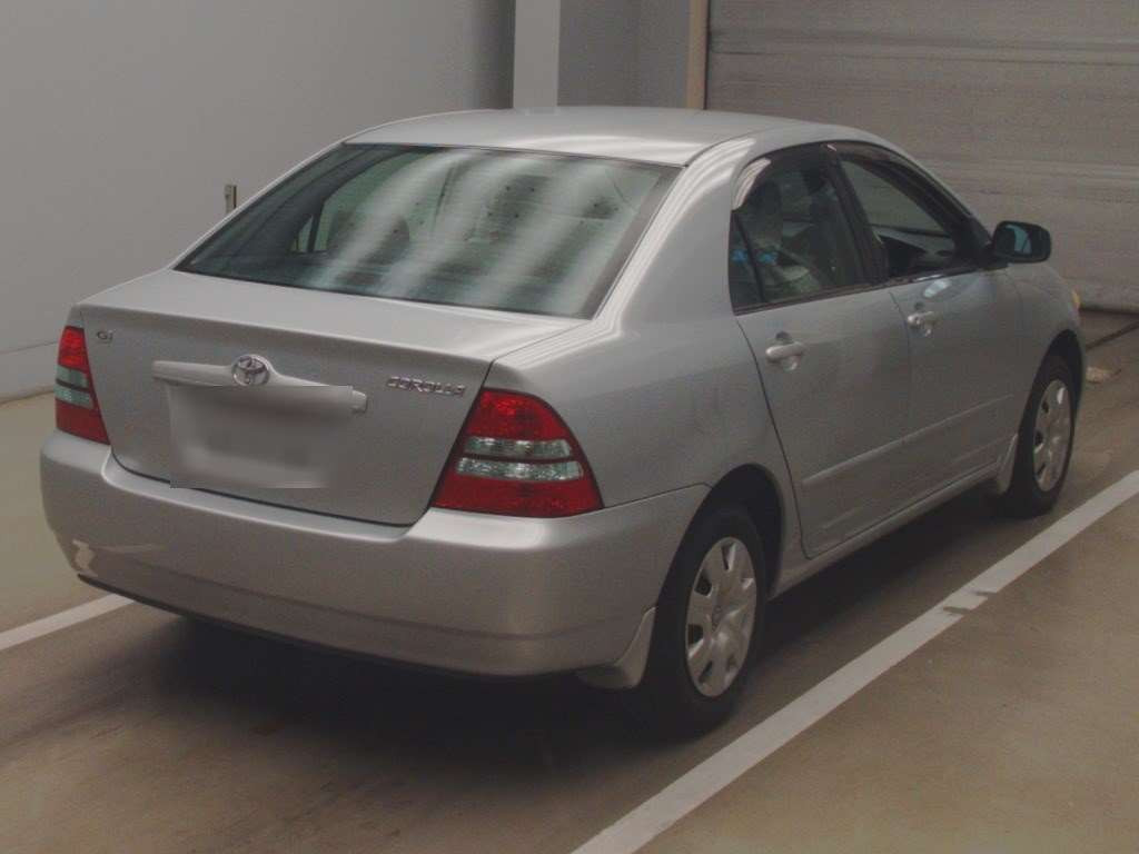 2004 Toyota Corolla Sedan NZE121[1]