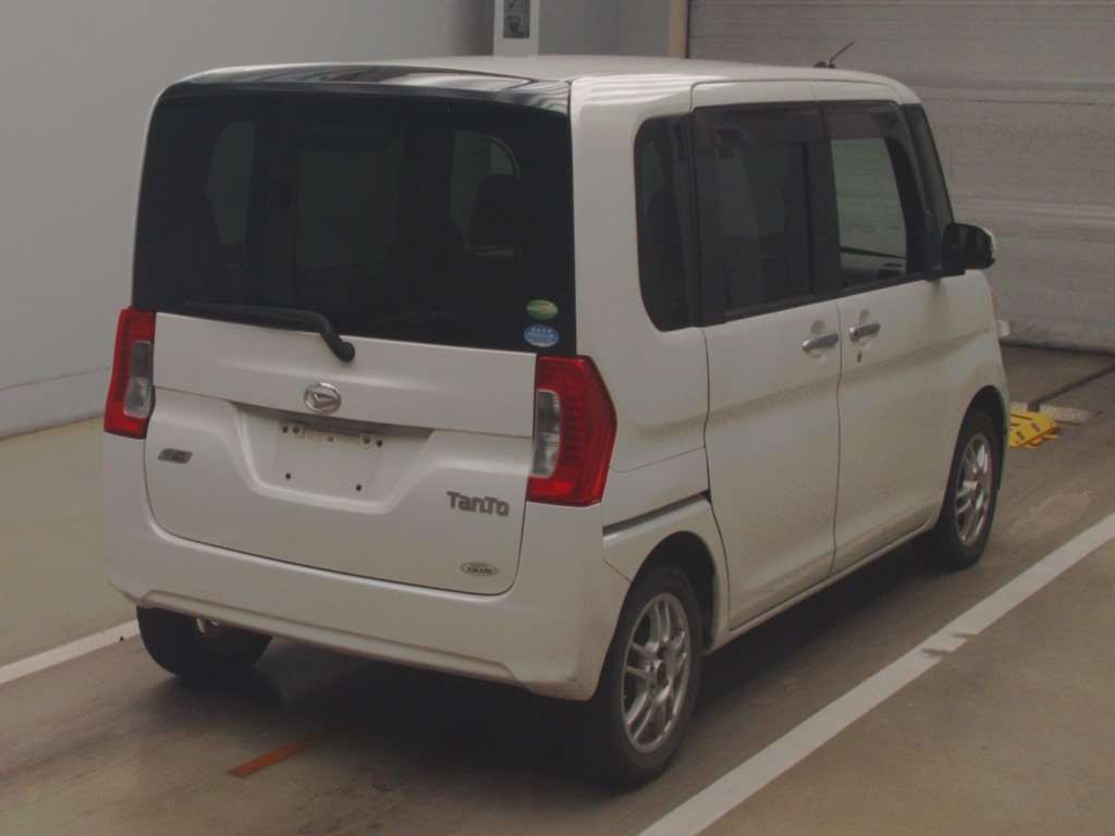 2013 Daihatsu Tanto LA600S[1]