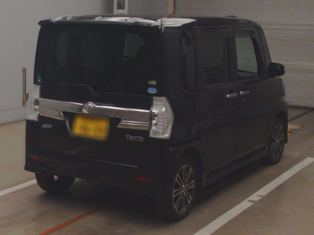 2015 Daihatsu Tanto Custom LA610S[1]