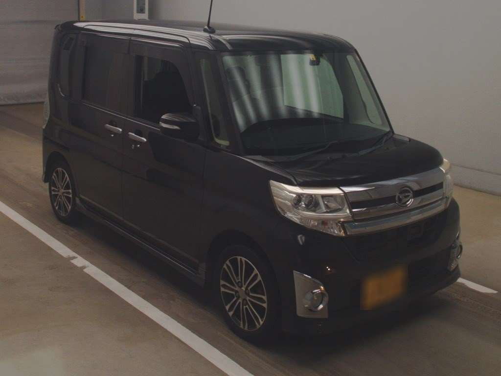 2014 Daihatsu Tanto LA600S[2]