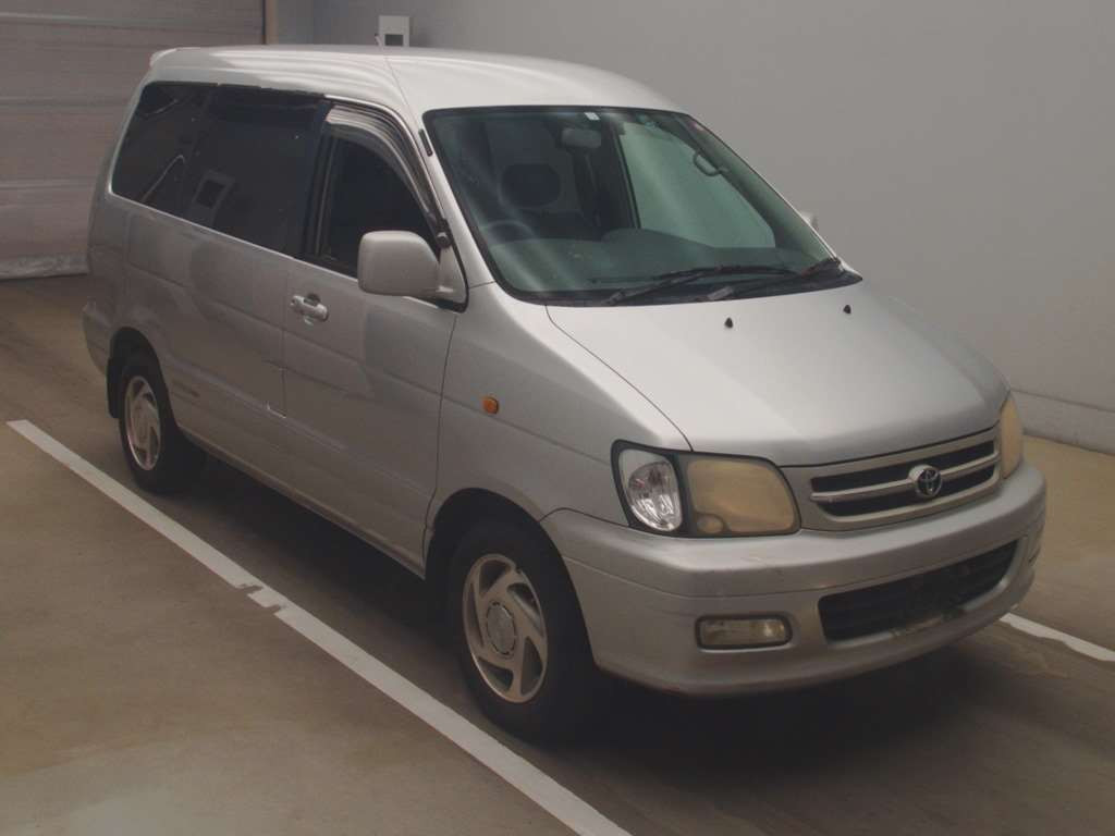 2000 Toyota Townace Noah SR40G[2]