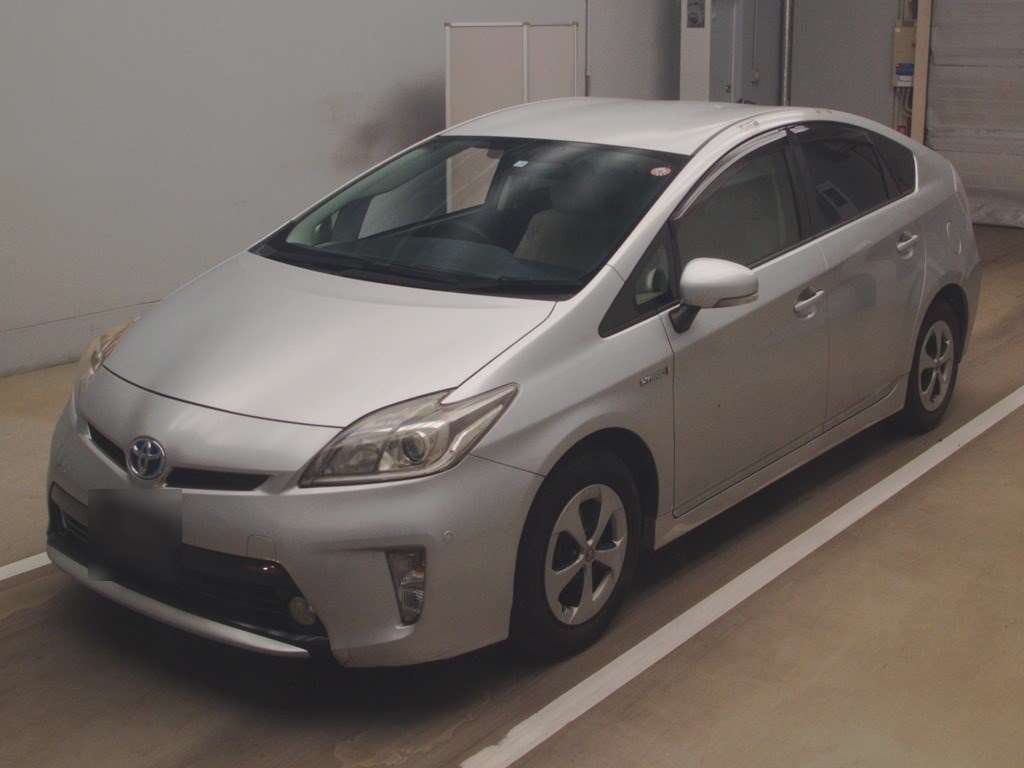 2013 Toyota Prius ZVW30[0]