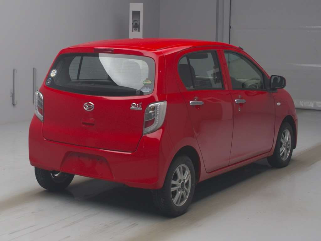 2016 Daihatsu Mira es LA300S[1]