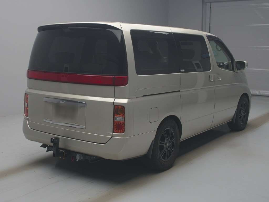 2007 Nissan Elgrand MNE51[1]